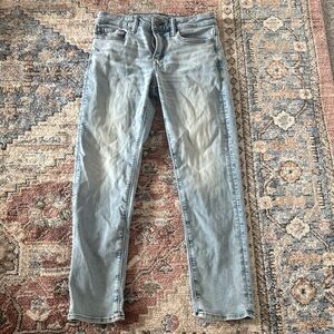 Men's Light Blue Jeans